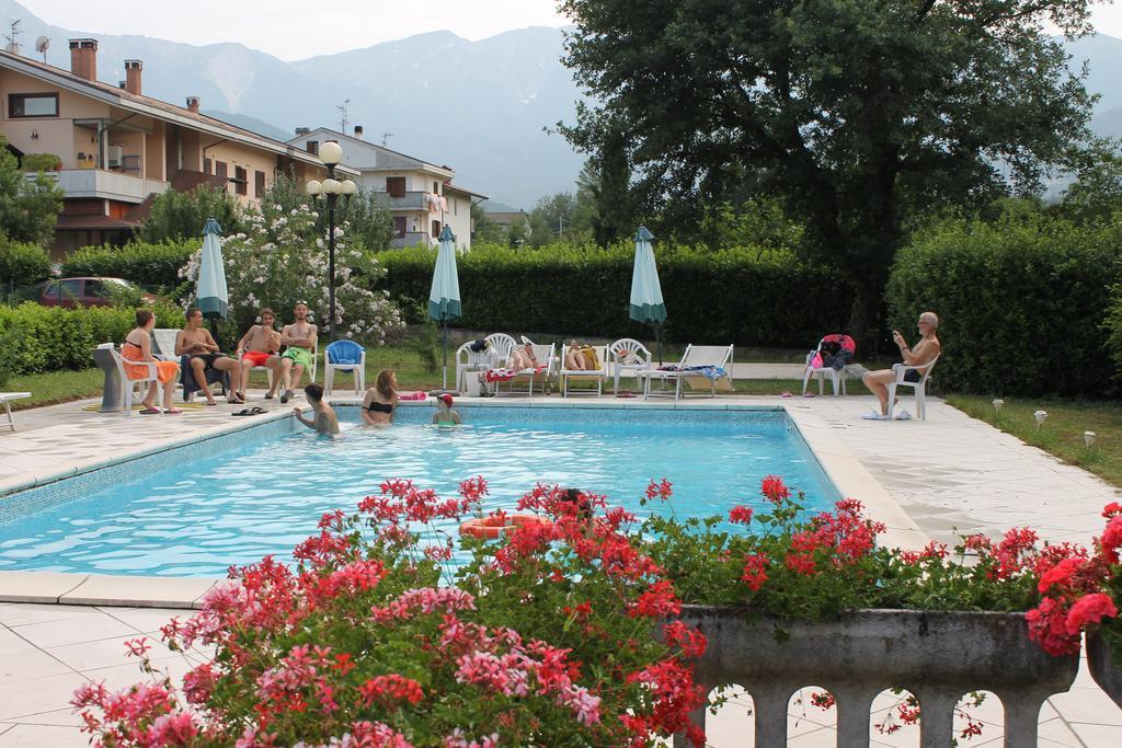 Residence La Piscina Isola del Gran Sasso dʼItalia Exteriör bild