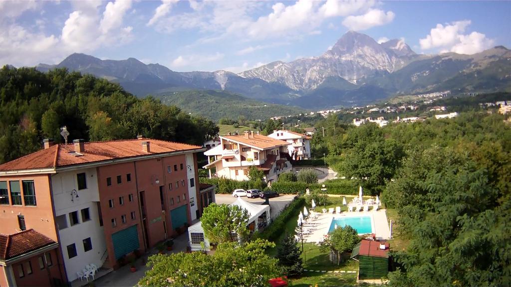 Residence La Piscina Isola del Gran Sasso dʼItalia Exteriör bild