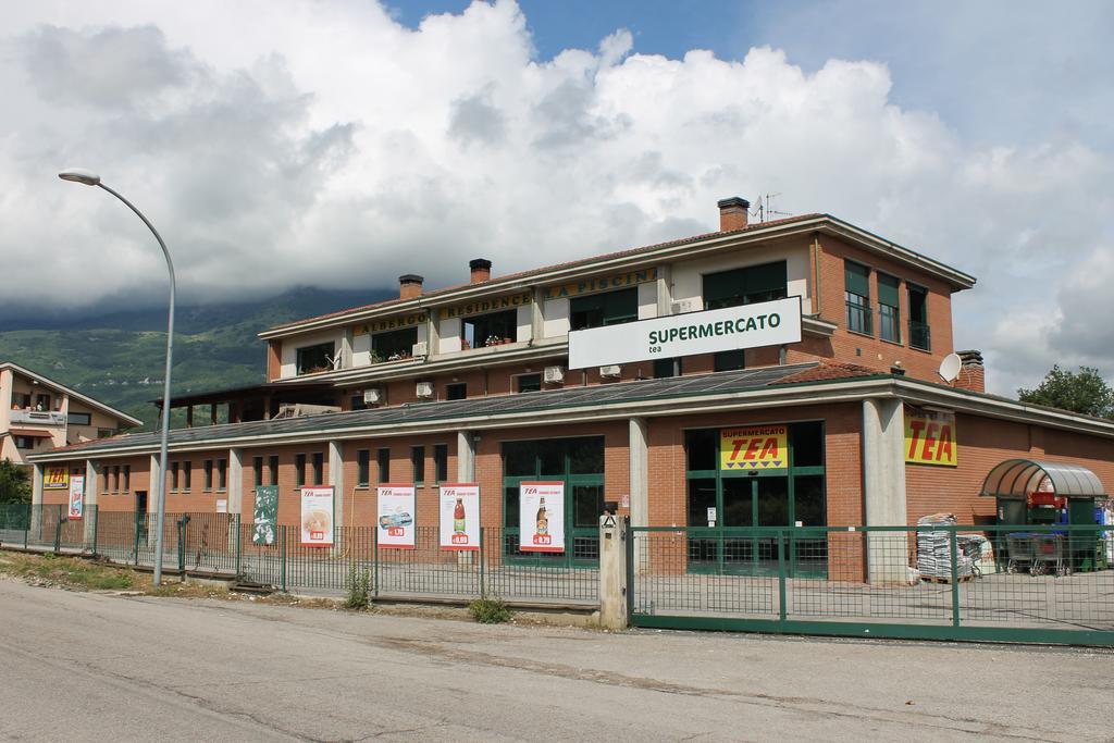 Residence La Piscina Isola del Gran Sasso dʼItalia Exteriör bild