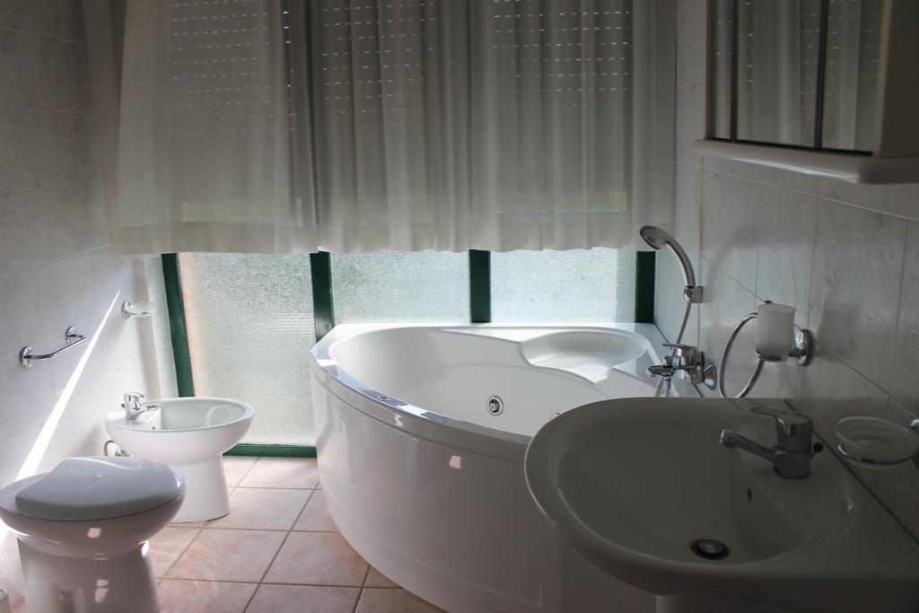 Residence La Piscina Isola del Gran Sasso dʼItalia Exteriör bild