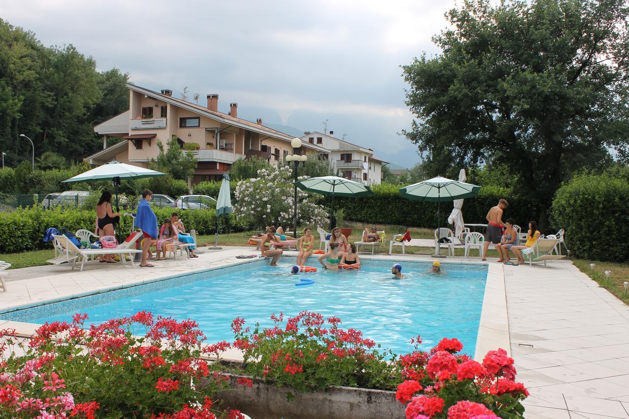 Residence La Piscina Isola del Gran Sasso dʼItalia Exteriör bild